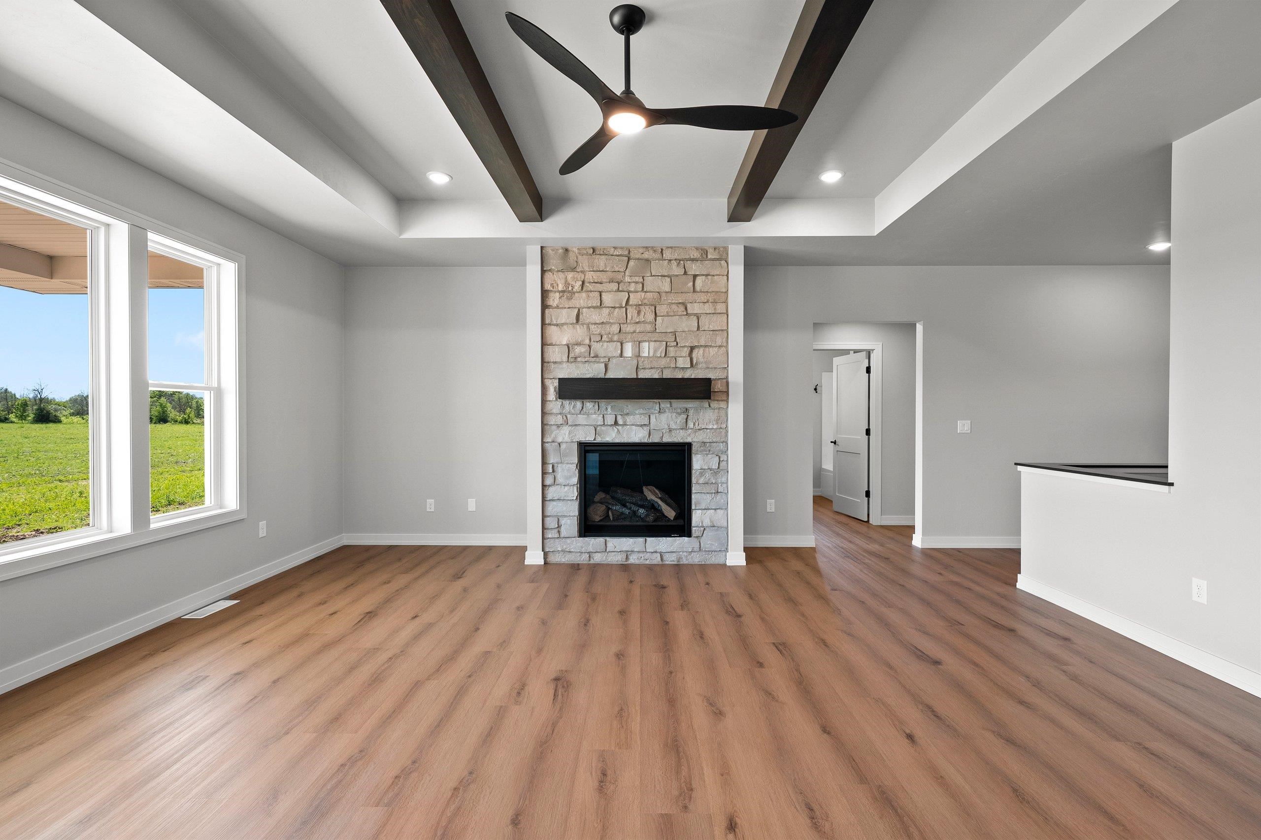 3236 Willow Road Green Bay, WI 54311 - Photo 5 of 47