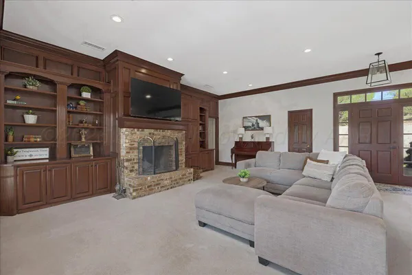 $1,299,000 | 108 Caprock Lane, Amarillo, TX 79118