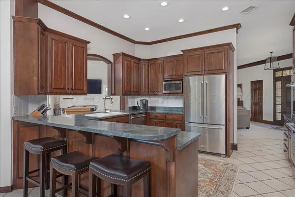 $1,299,000 | 108 Caprock Lane, Amarillo, TX 79118