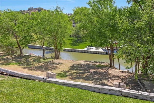 $1,299,000 | 108 Caprock Lane, Amarillo, TX 79118