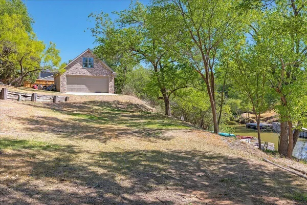 $1,299,000 | 108 Caprock Lane, Amarillo, TX 79118