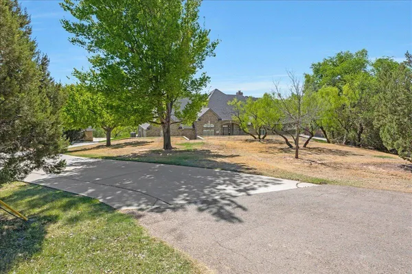 $1,299,000 | 108 Caprock Lane, Amarillo, TX 79118
