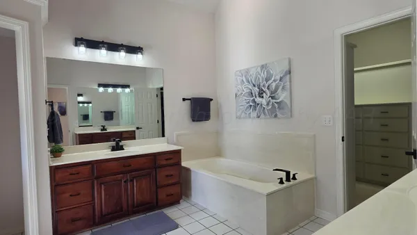 $1,299,000 | 108 Caprock Lane, Amarillo, TX 79118