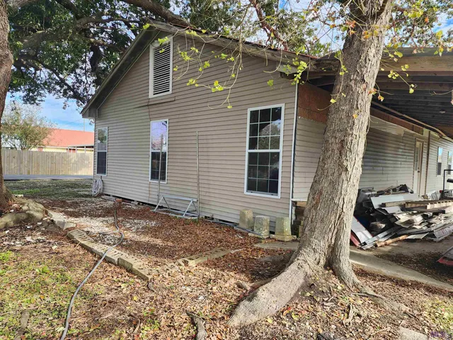 $85,000 | 2002 South Bayou Drive, Golden Meadow, LA 70357