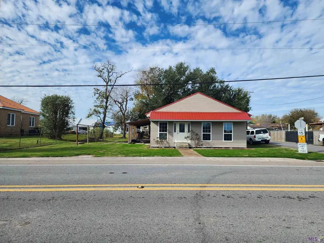 $85,000 | 2002 South Bayou Drive, Golden Meadow, LA 70357