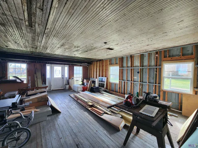 $85,000 | 2002 South Bayou Drive, Golden Meadow, LA 70357