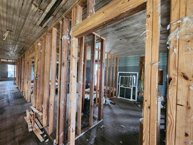 $85,000 | 2002 South Bayou Drive, Golden Meadow, LA 70357