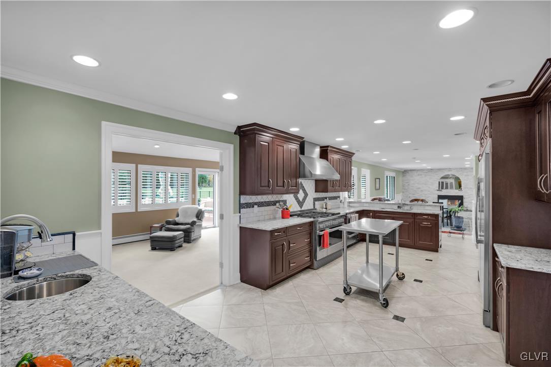 1641 Newton Ransom Boulevard Clarks Summit, PA 18411 - Photo 11 of 50 Gallery Image 11