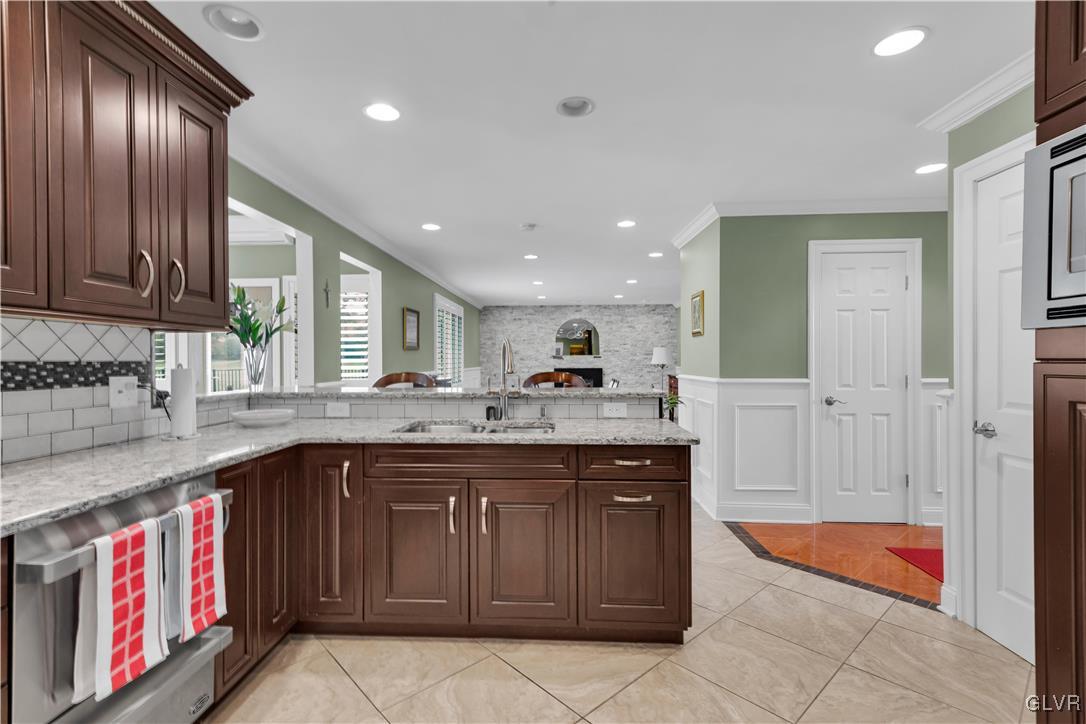 1641 Newton Ransom Boulevard Clarks Summit, PA 18411 - Photo 9 of 50 Gallery Image 9