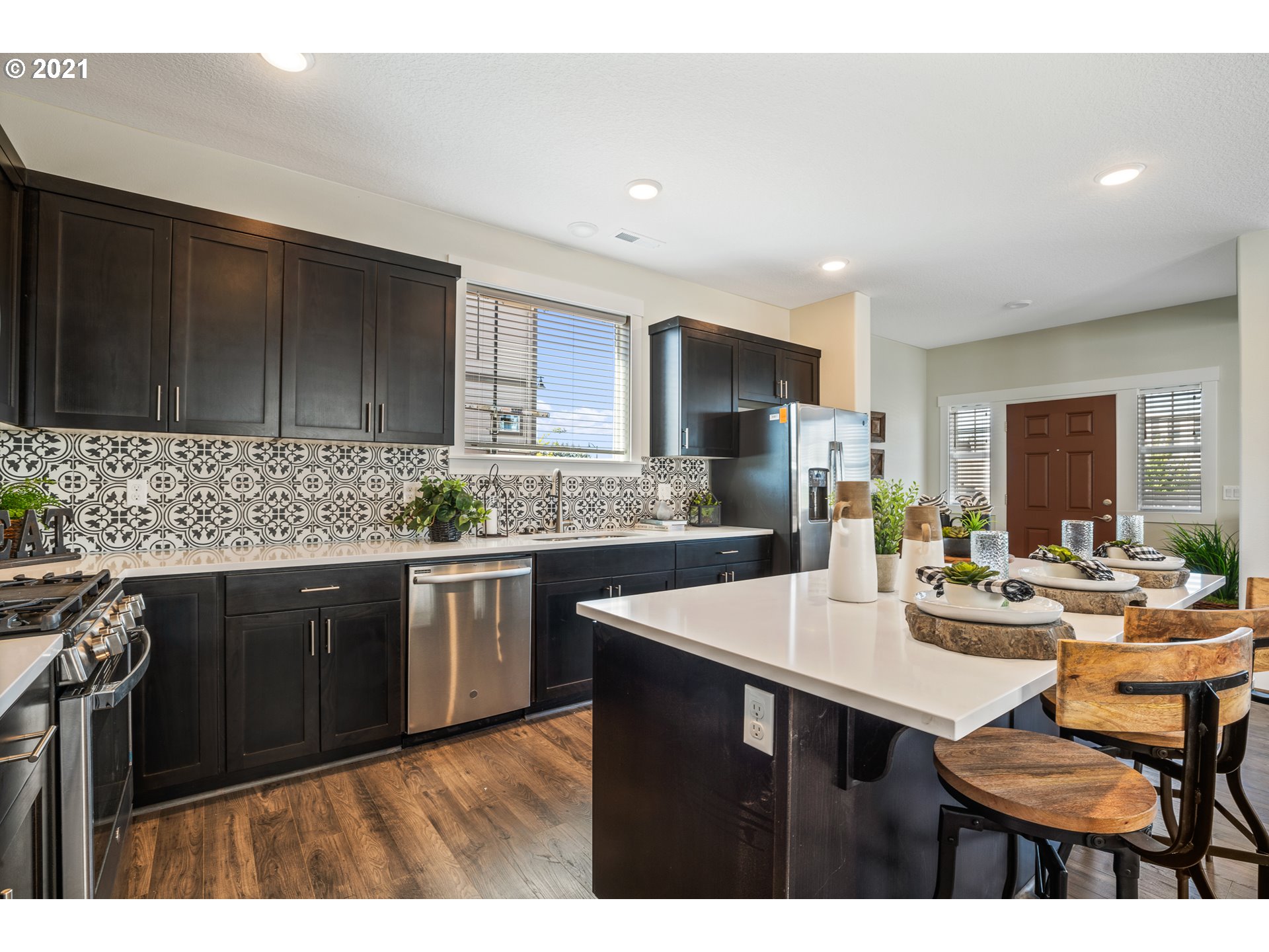 7716 Northwest Kaiser Road Portland, OR 97229 - Photo 2 of 20 Gallery Image 2