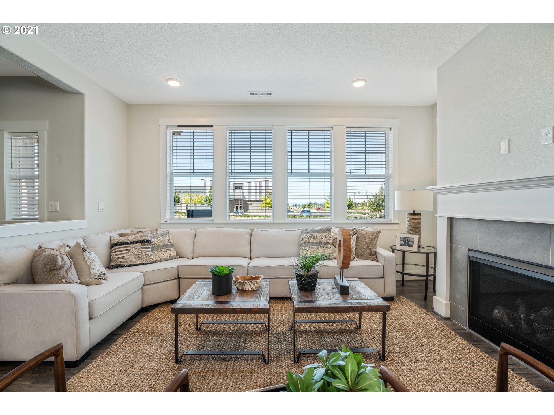 7716 Northwest Kaiser Road Portland, OR 97229 - Photo 8 of 20 Gallery Image 8