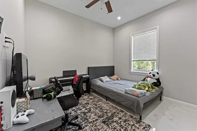 $3,900 | 3219 64th Avenue Northeast, Naples, FL 34120