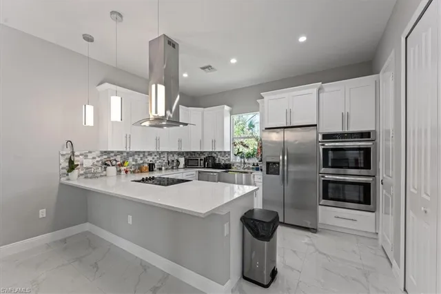 $3,900 | 3219 64th Avenue Northeast, Naples, FL 34120