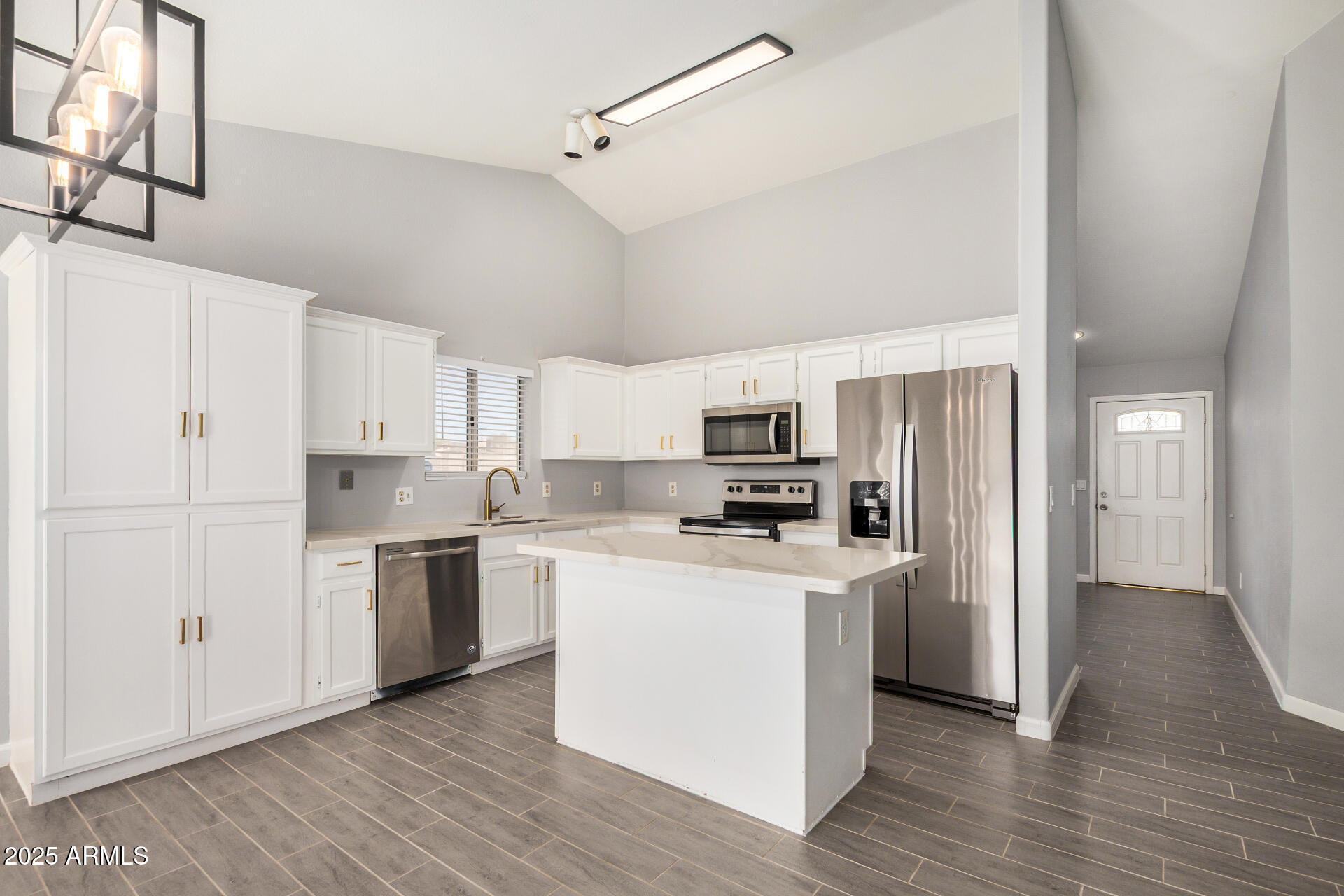 9019 West Granada Road Phoenix, AZ 85037 - Photo 13 of 37 14 - Granada