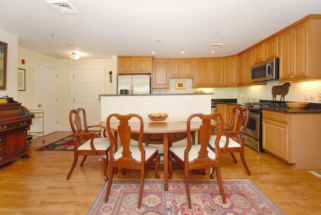 95 Conant Street, Unit 202 Concord, MA 01742 - Photo 6 of 32