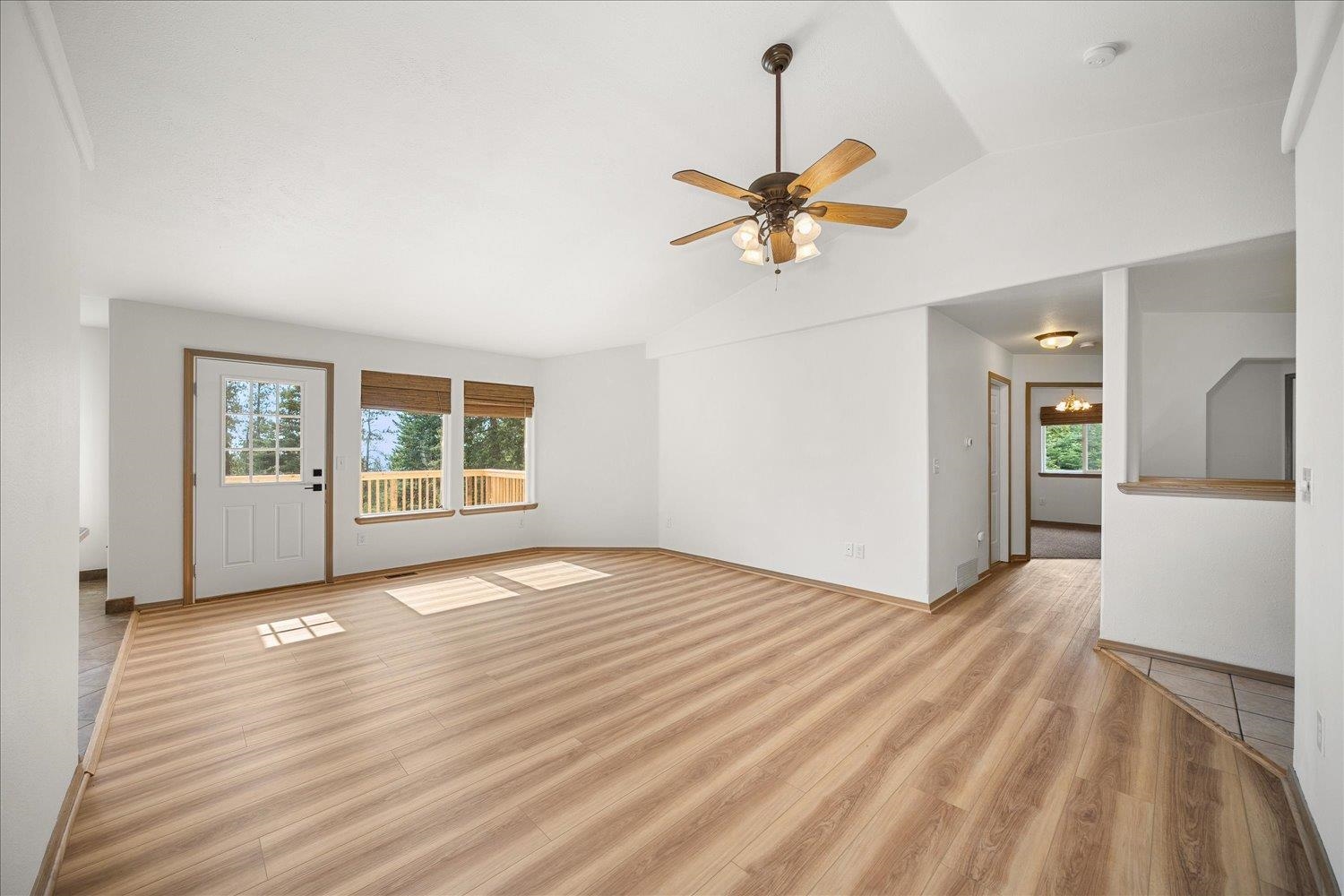 15519 East Tallman Road Chattaroy, WA 99003 - Photo 12 of 49