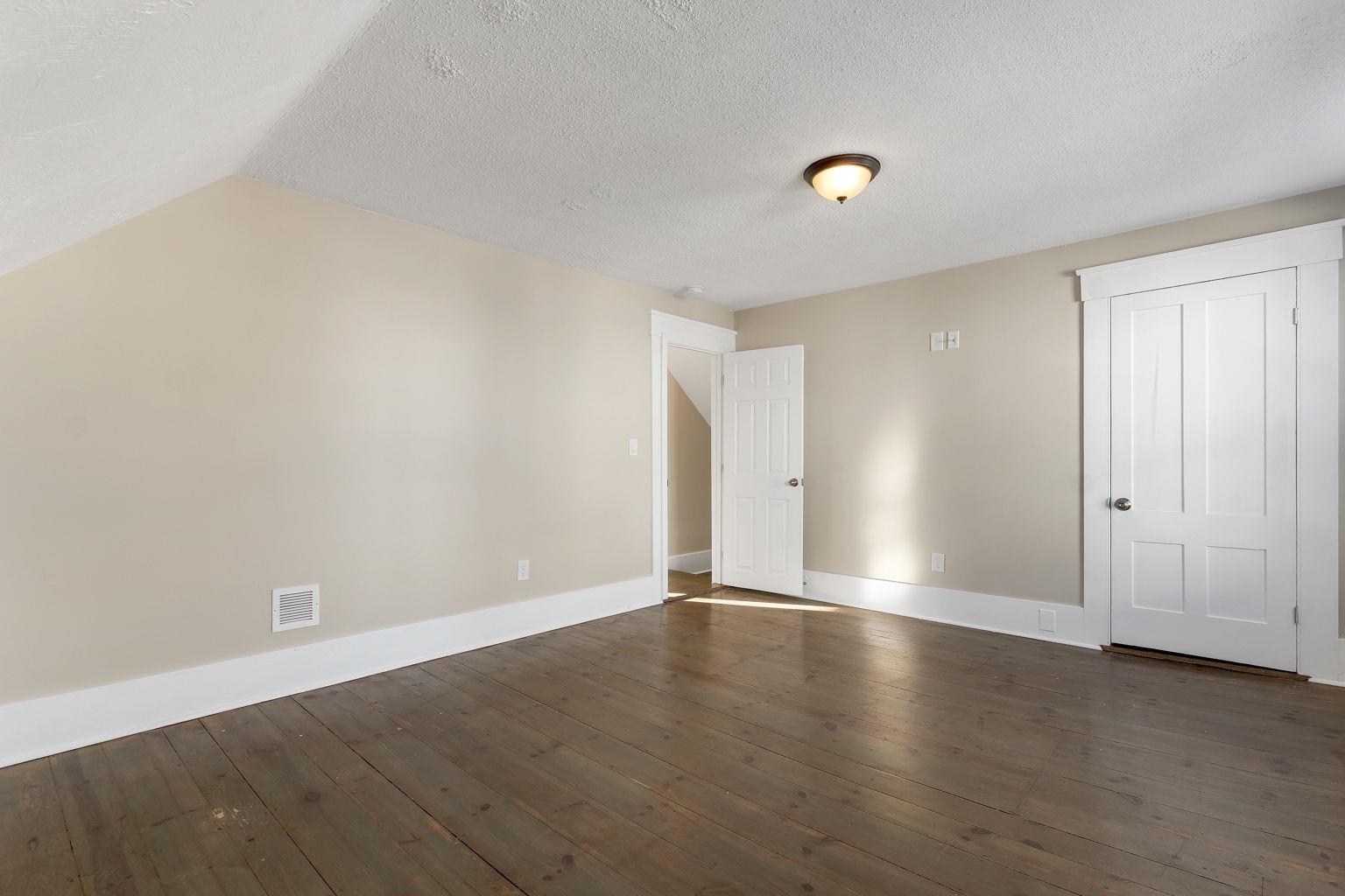 24 Pierce Street Concord, NH 03301 - Photo 11 of 25