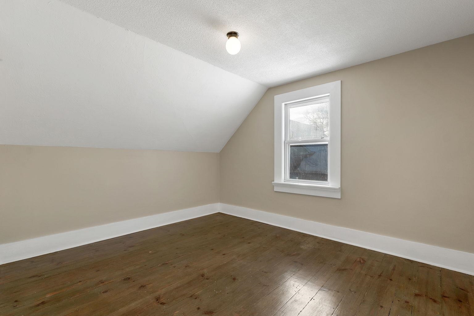 24 Pierce Street Concord, NH 03301 - Photo 14 of 25