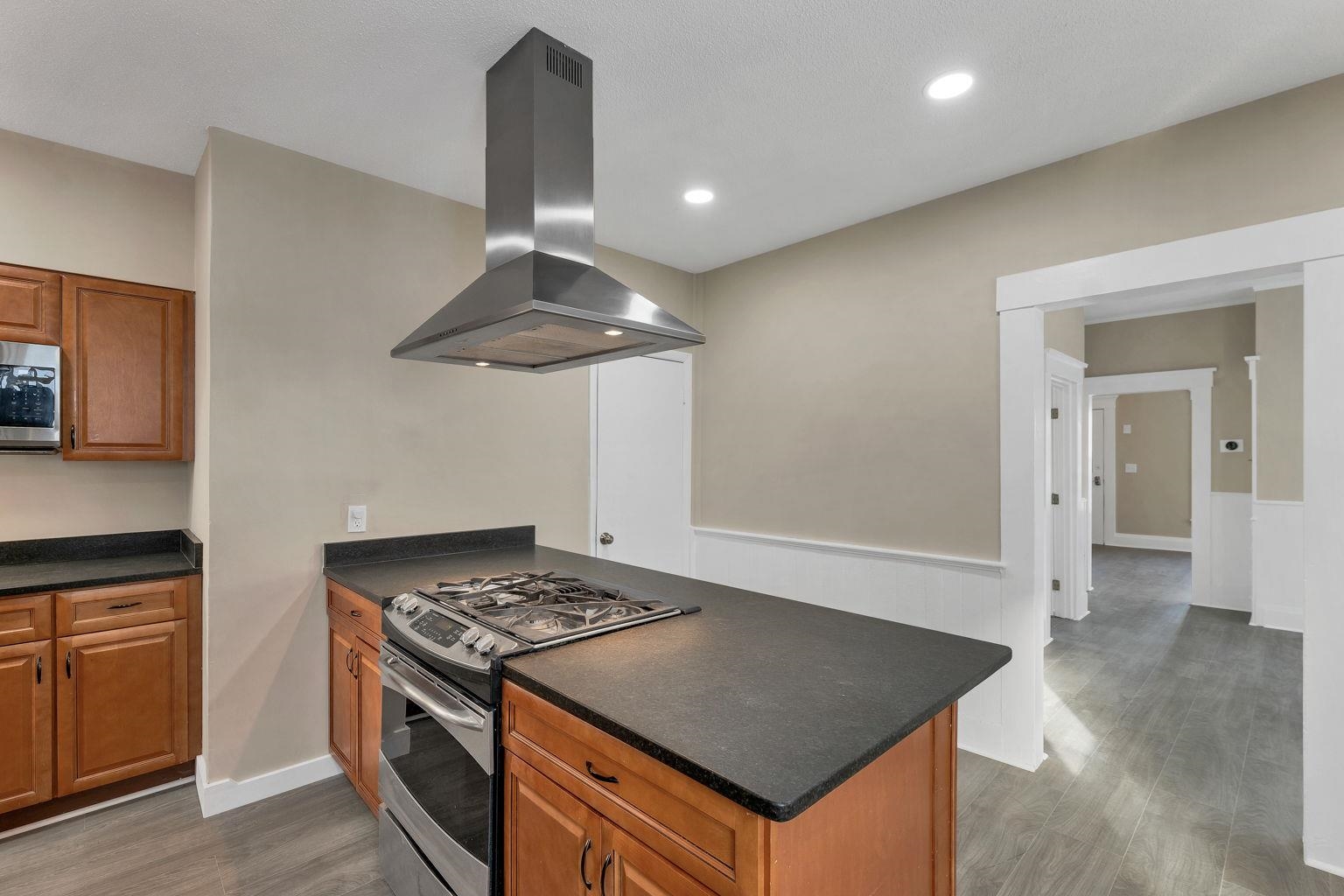 24 Pierce Street Concord, NH 03301 - Photo 5 of 25