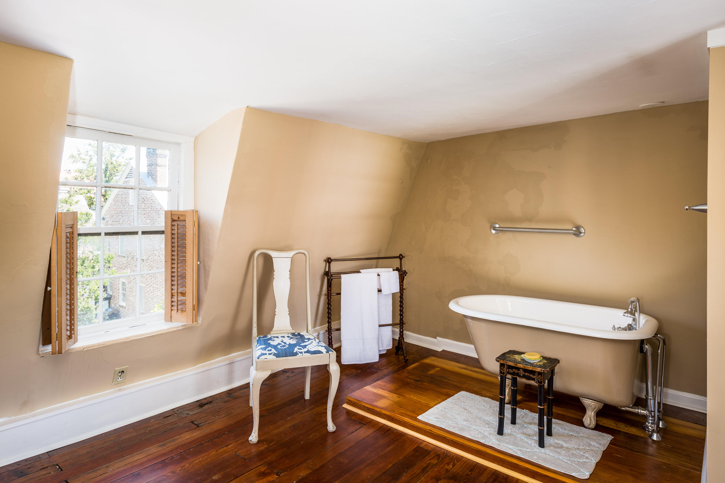 17 Chalmers Street Charleston, SC 29401 - Photo 23 of 32 17 Chalmers-0026