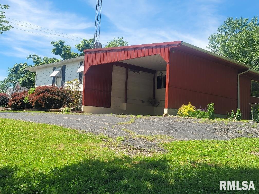 14690 State Rte 142 McLeansboro, IL 62859 - Photo 5 of 48 Gallery Image 5