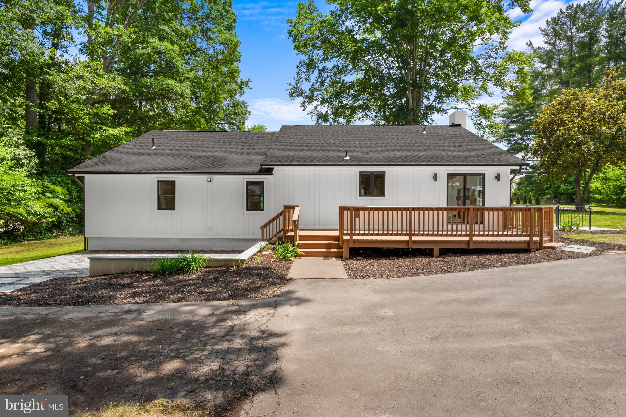 12365 Henderson Road Clifton, VA 20124 - Photo 13 of 21