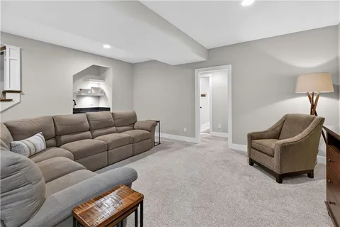 $635,500 | 1309 Northeast Brandywine Road, Lee's Summit, MO 64064