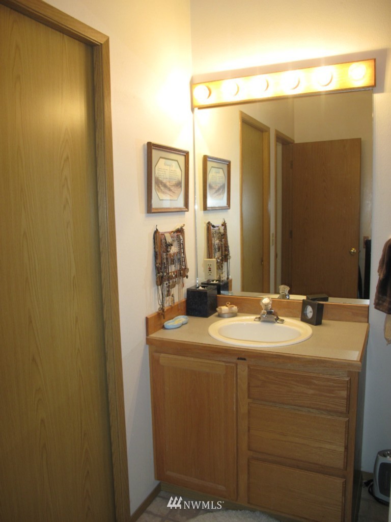 471 Maple Grove Road Port Angeles, WA 98363 - Photo 15 of 25