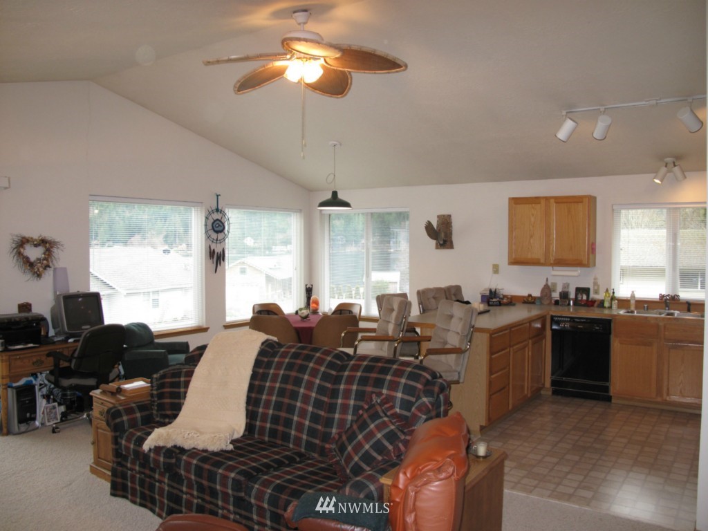 471 Maple Grove Road Port Angeles, WA 98363 - Photo 8 of 25