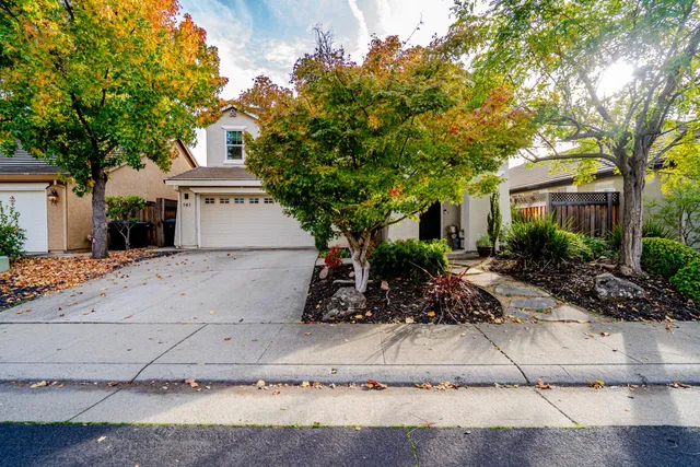 $680,000 | 141 Bridgeway Court, Roseville, CA 95678