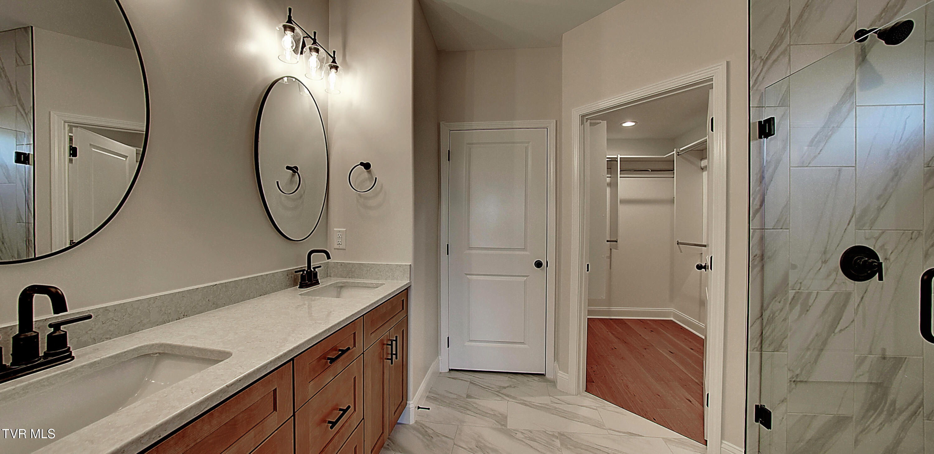 1136 Hawley Road Blountville, TN 37617 - Photo 17 of 39 27