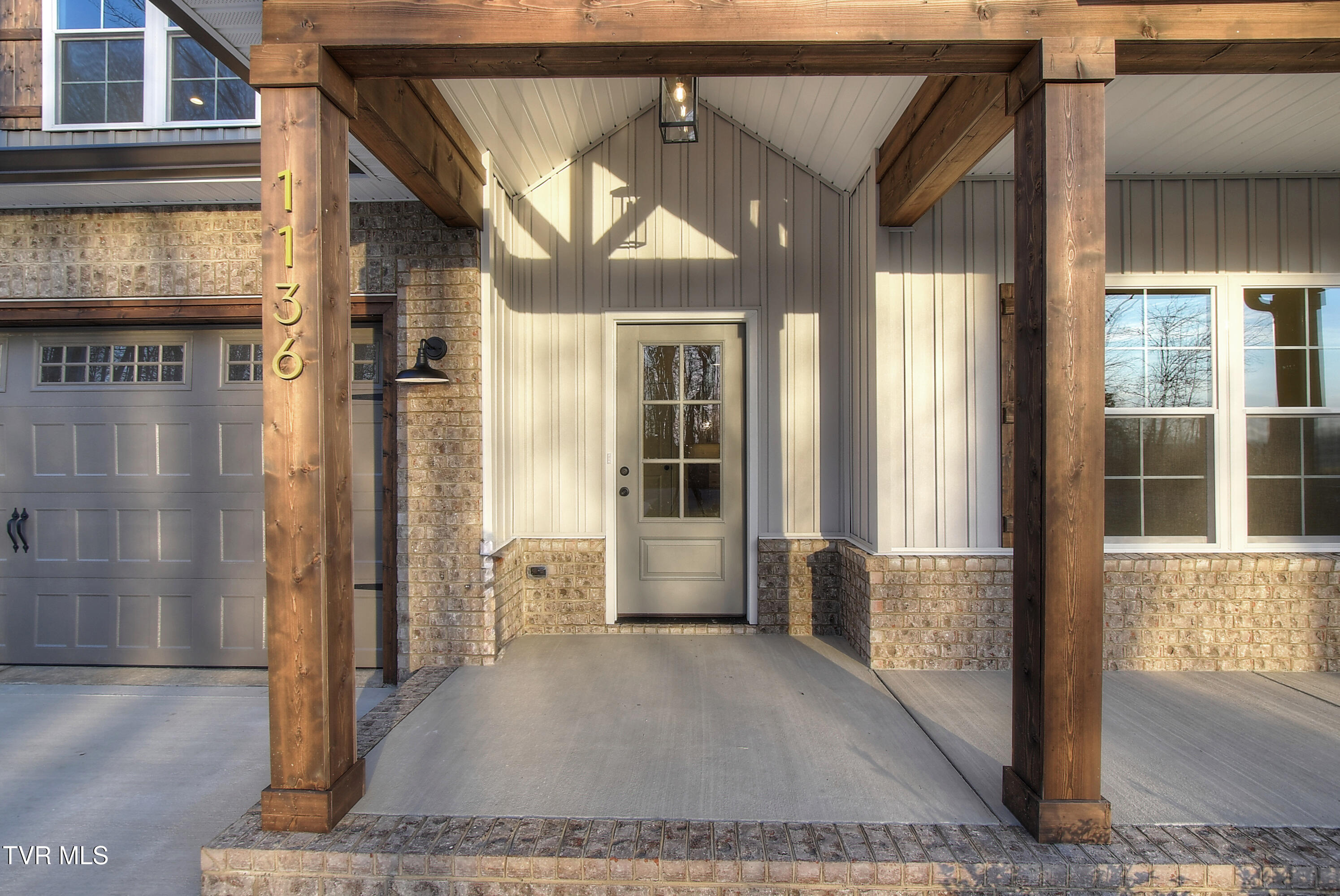 1136 Hawley Road Blountville, TN 37617 - Photo 5 of 39 10