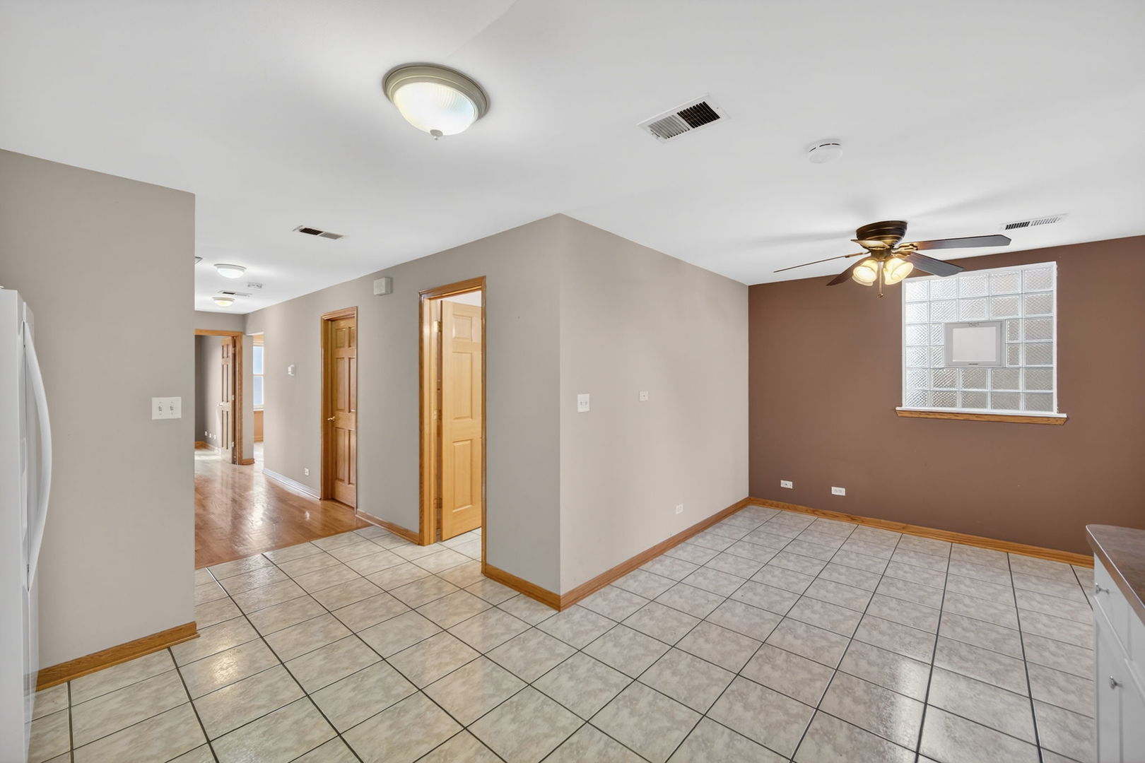 4369 North Elston Avenue Chicago, IL 60641 - Photo 27 of 43 a view of an empty room