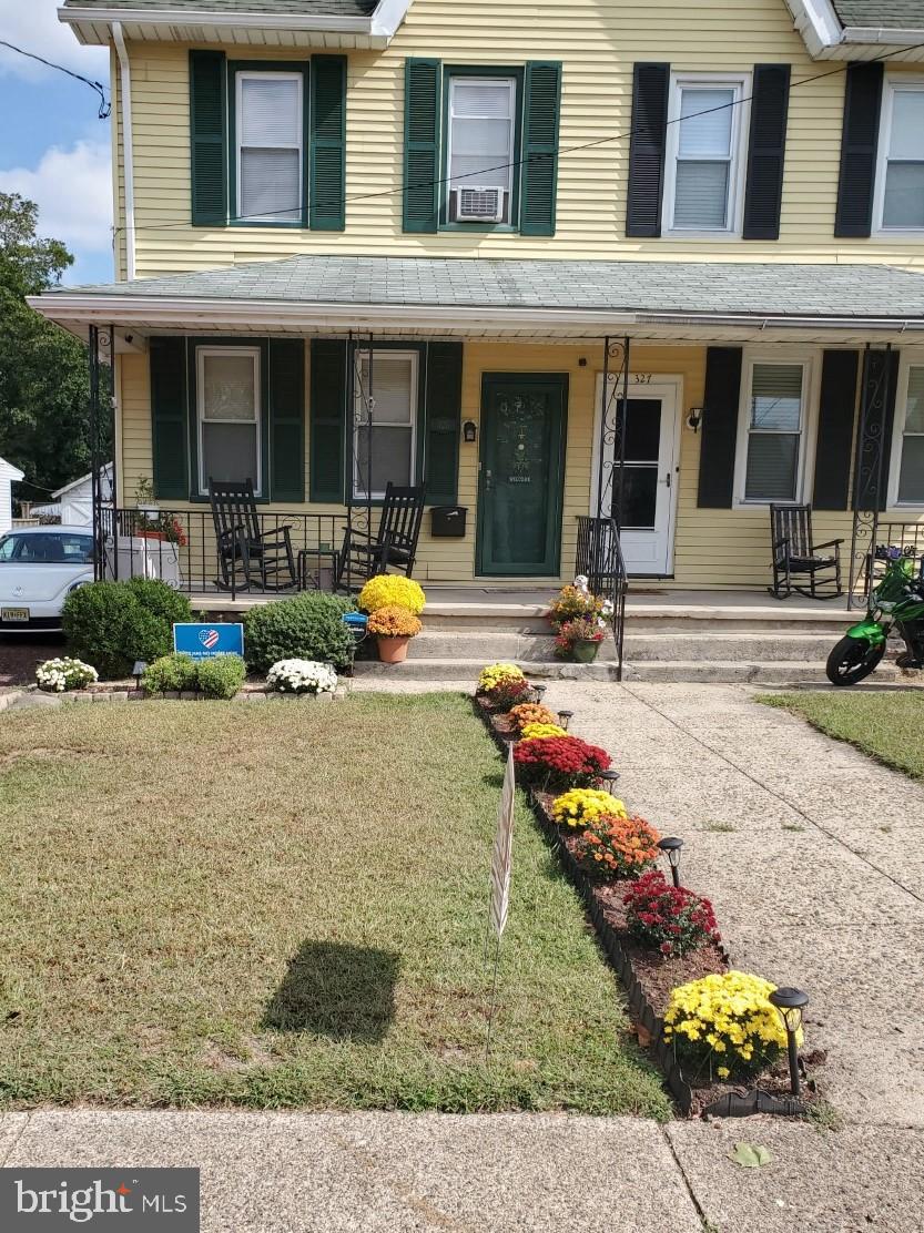 325 Delaware Avenue Riverside, NJ 08075 - Photo 5 of 33