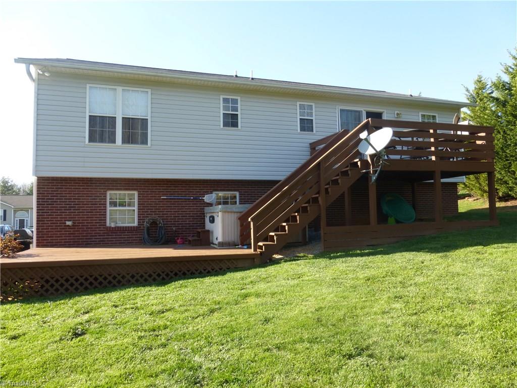 159 Hawksbridge Road Mount Airy, NC 27030 - Photo 11 of 20 Gallery Image 11