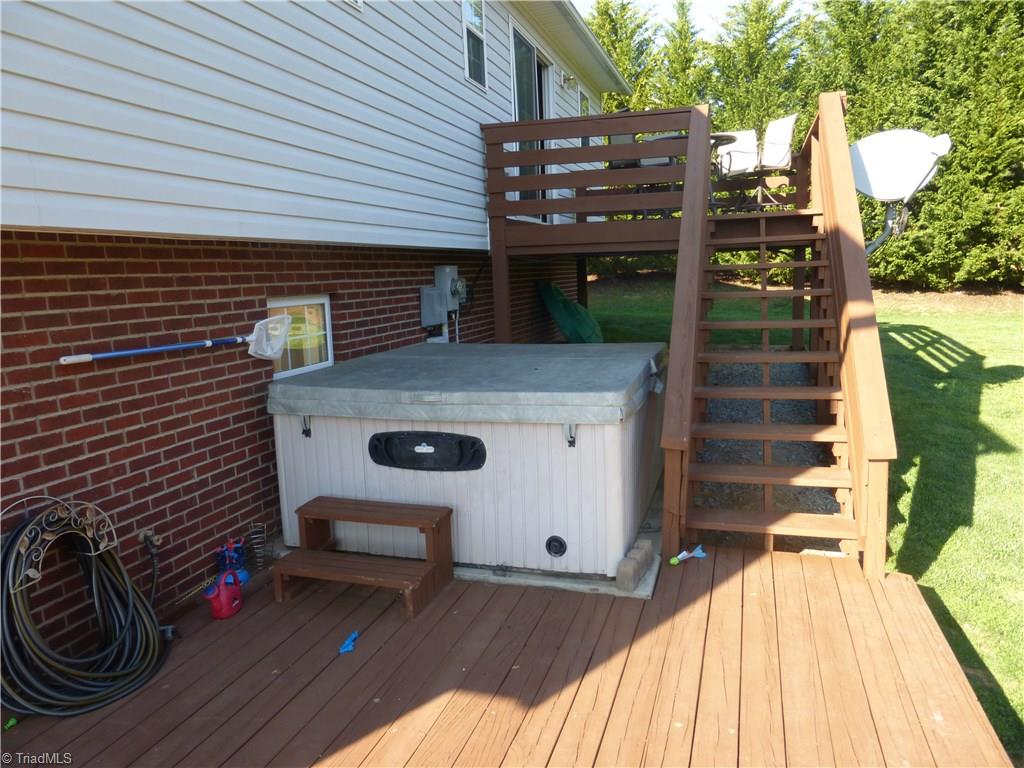 159 Hawksbridge Road Mount Airy, NC 27030 - Photo 10 of 20 Gallery Image 10
