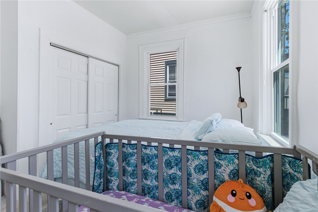 33 Pleasant Street Woonsocket, RI 02895 - Photo 15 of 35