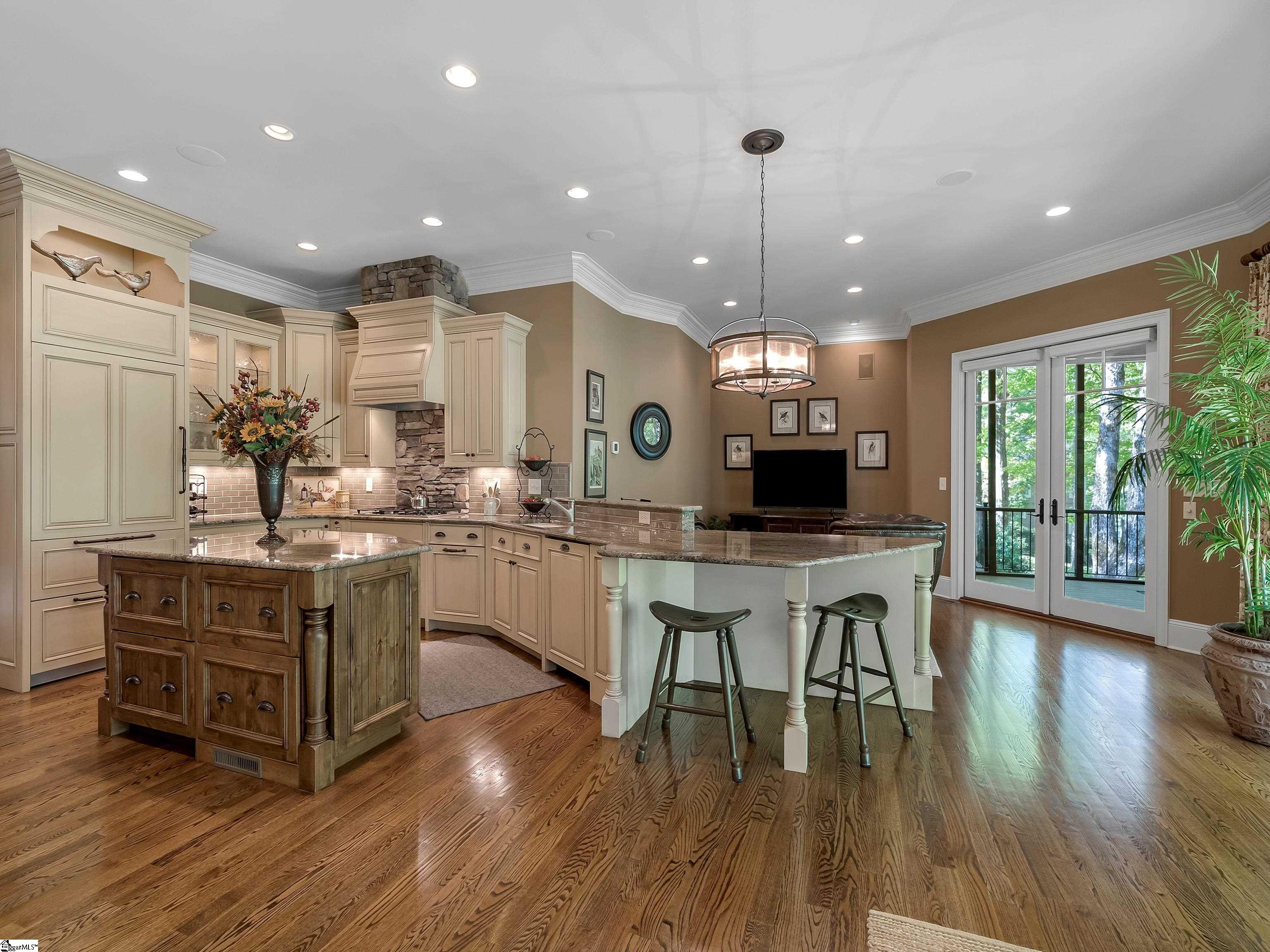 108 Kingshead Road Travelers Rest, SC 29690 - Photo 13 of 36