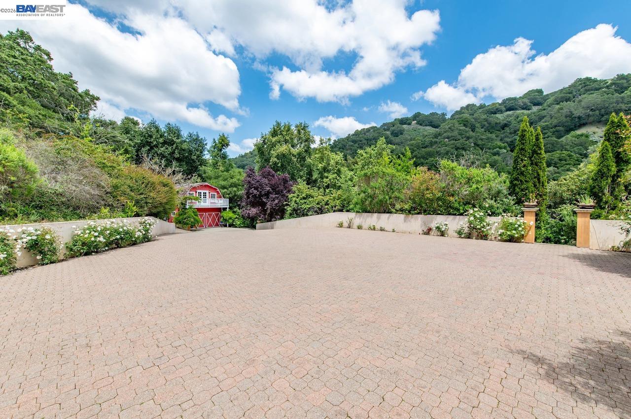 35655 Palomares Road Castro Valley, CA 94552 - Photo 63 of 90