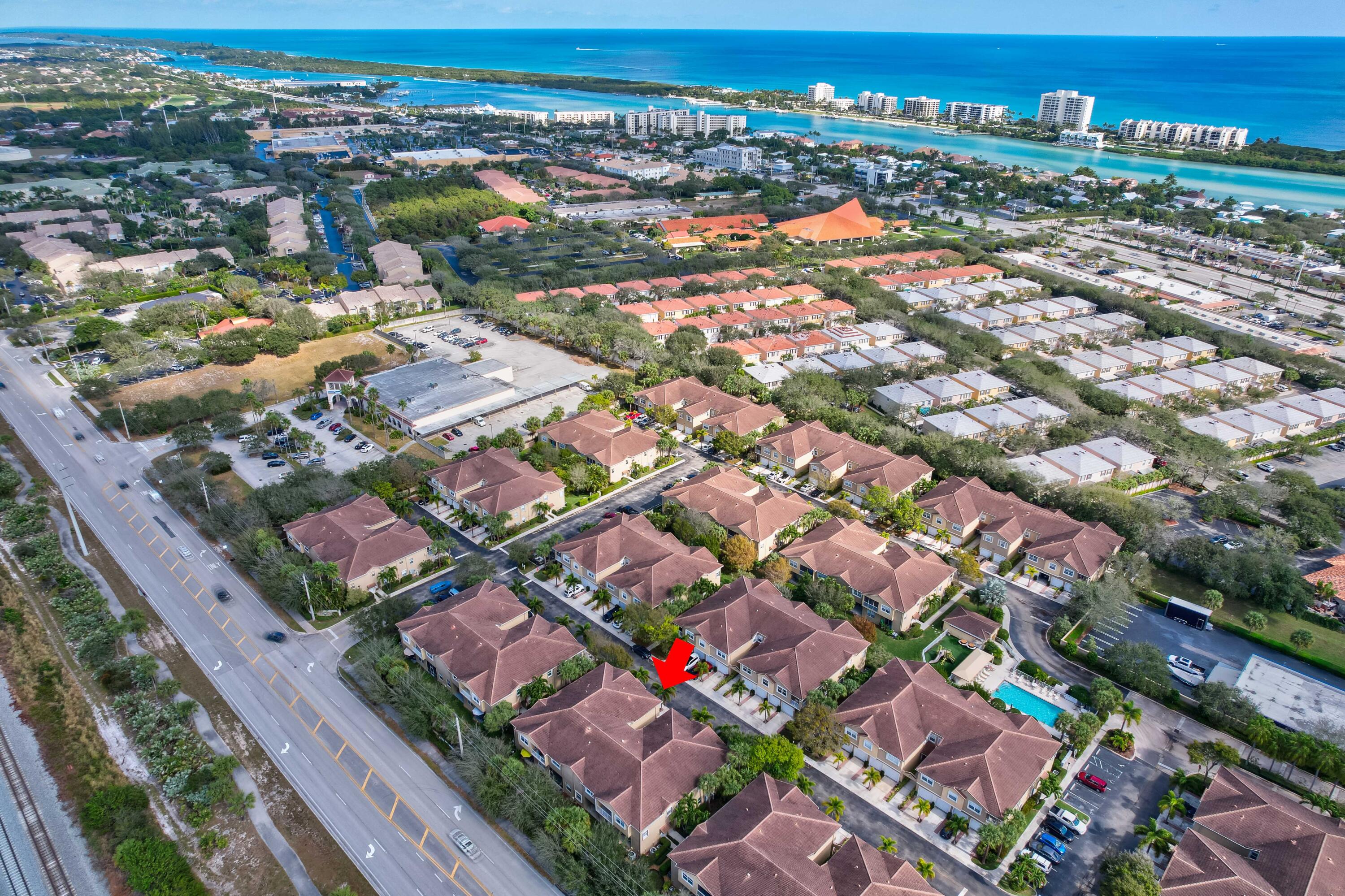 115 Lighthouse Circle, Unit B Tequesta, FL 33469 - Photo 3 of 42 an aerial view of a city