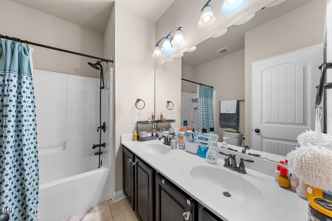 2811 Reynolda Circle Durham, NC 27712 - Photo 33 of 65