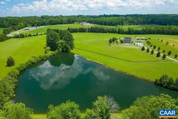 $3,500 | 4437 Richmond Road, Keswick, VA 22947