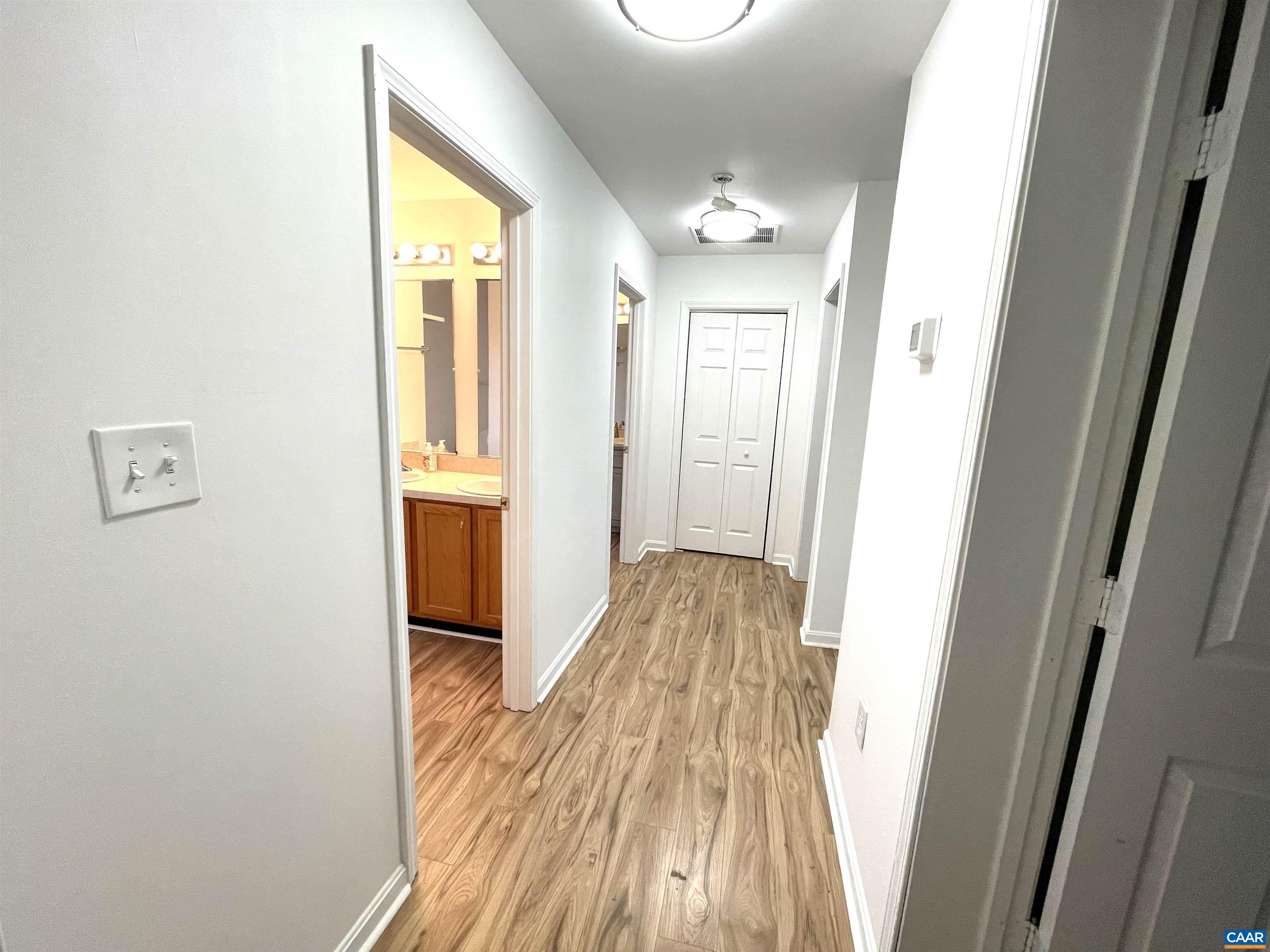 4437 Richmond Road Keswick, VA 22947 - Photo 20 of 33 Upstairs Hallway