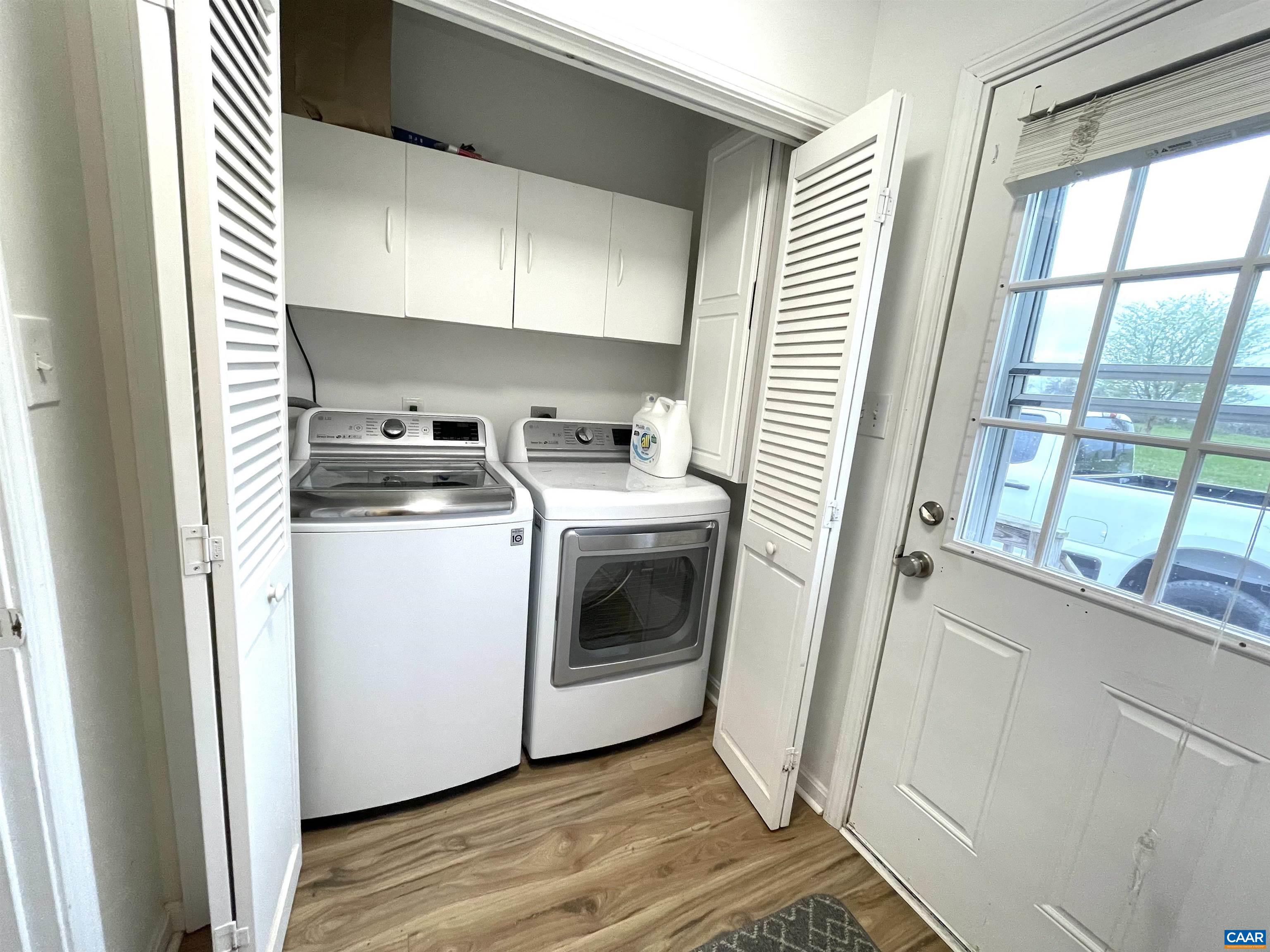 4437 Richmond Road Keswick, VA 22947 - Photo 7 of 33 Laundry