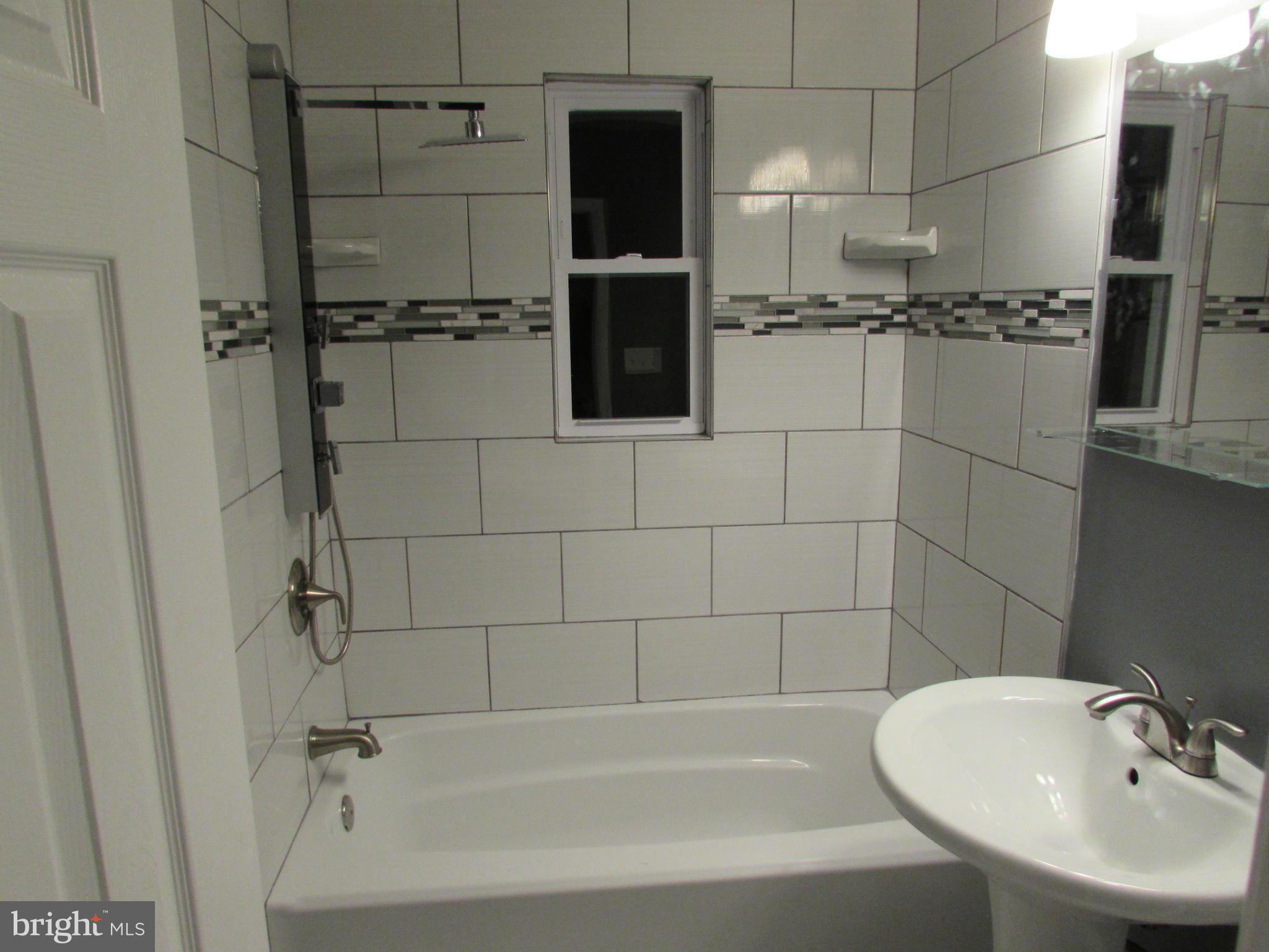 4040 2nd Street Southwest Washington, DC 20032 - Photo 19 of 30 Bath