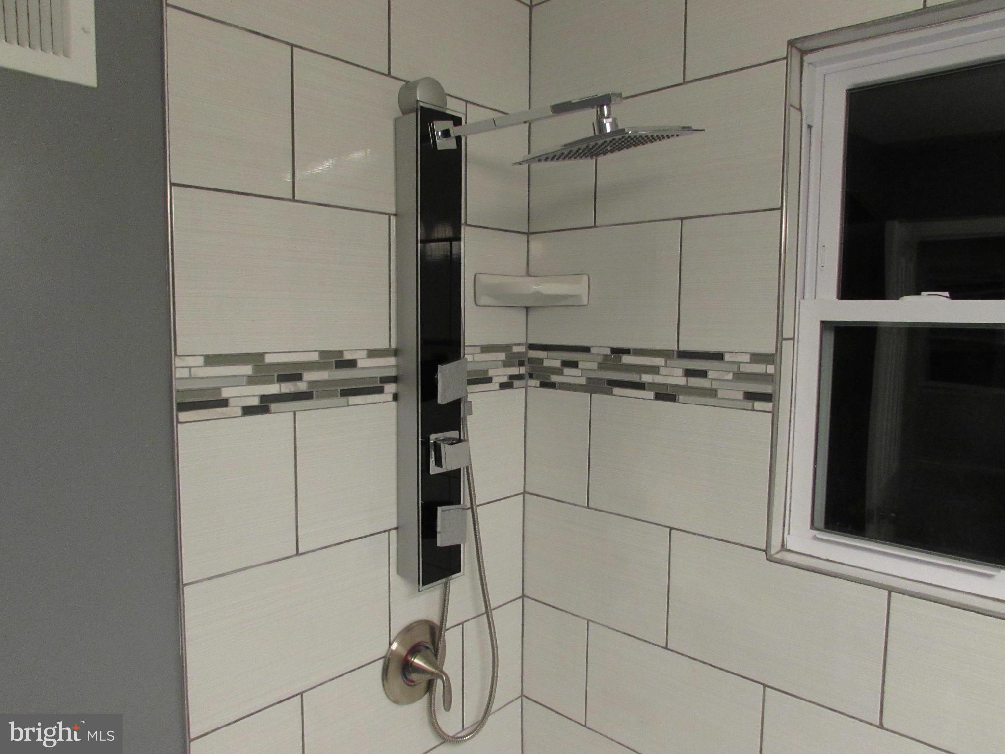 4040 2nd Street Southwest Washington, DC 20032 - Photo 20 of 30 Bath