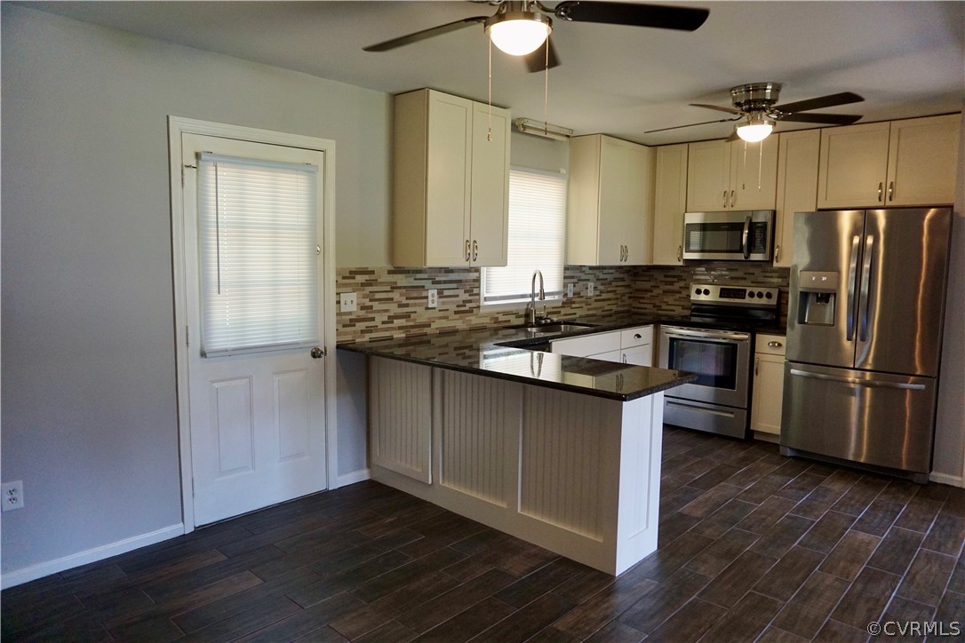 5907 Lewis Road Petersburg, VA 23803 - Photo 8 of 28 Gallery Image 8