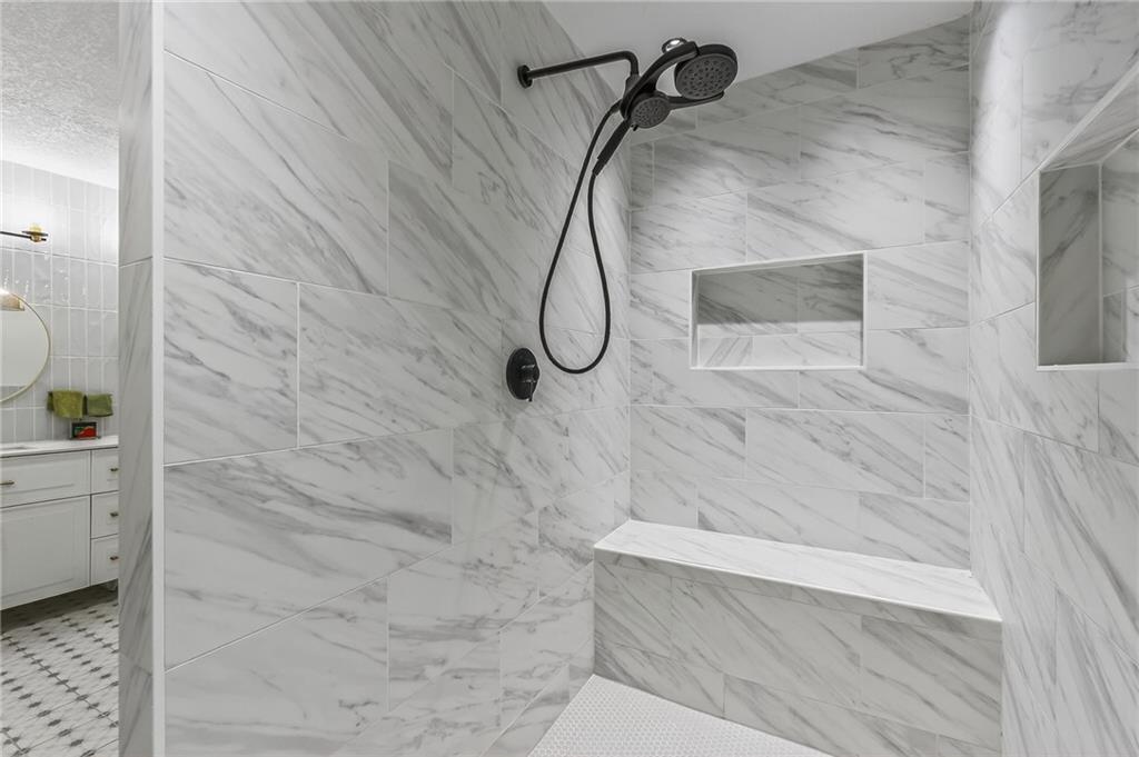 102 Northwest Hackberry Street Lee's Summit, MO 64064 - Photo 27 of 45