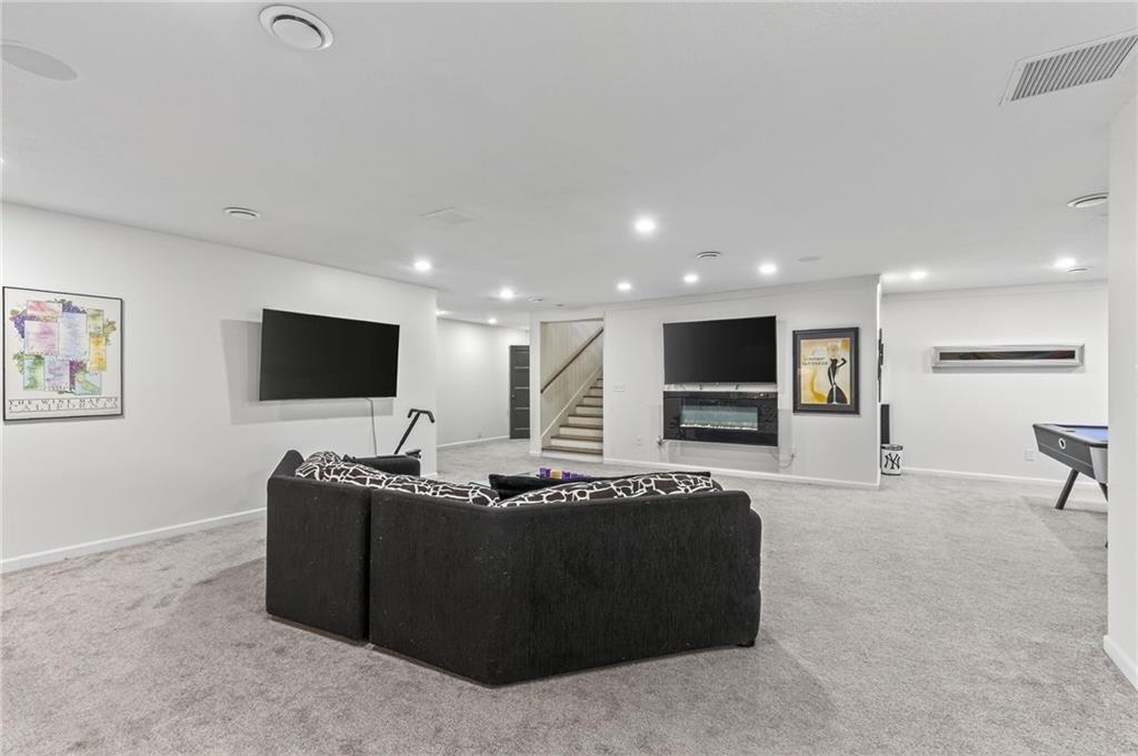 102 Northwest Hackberry Street Lee's Summit, MO 64064 - Photo 36 of 45