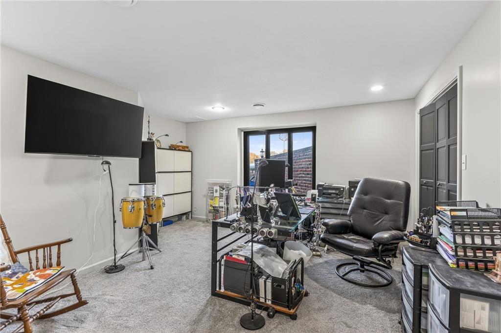 102 Northwest Hackberry Street Lee's Summit, MO 64064 - Photo 38 of 45